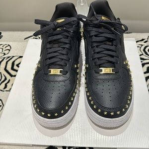 Nike Air Force One-10M